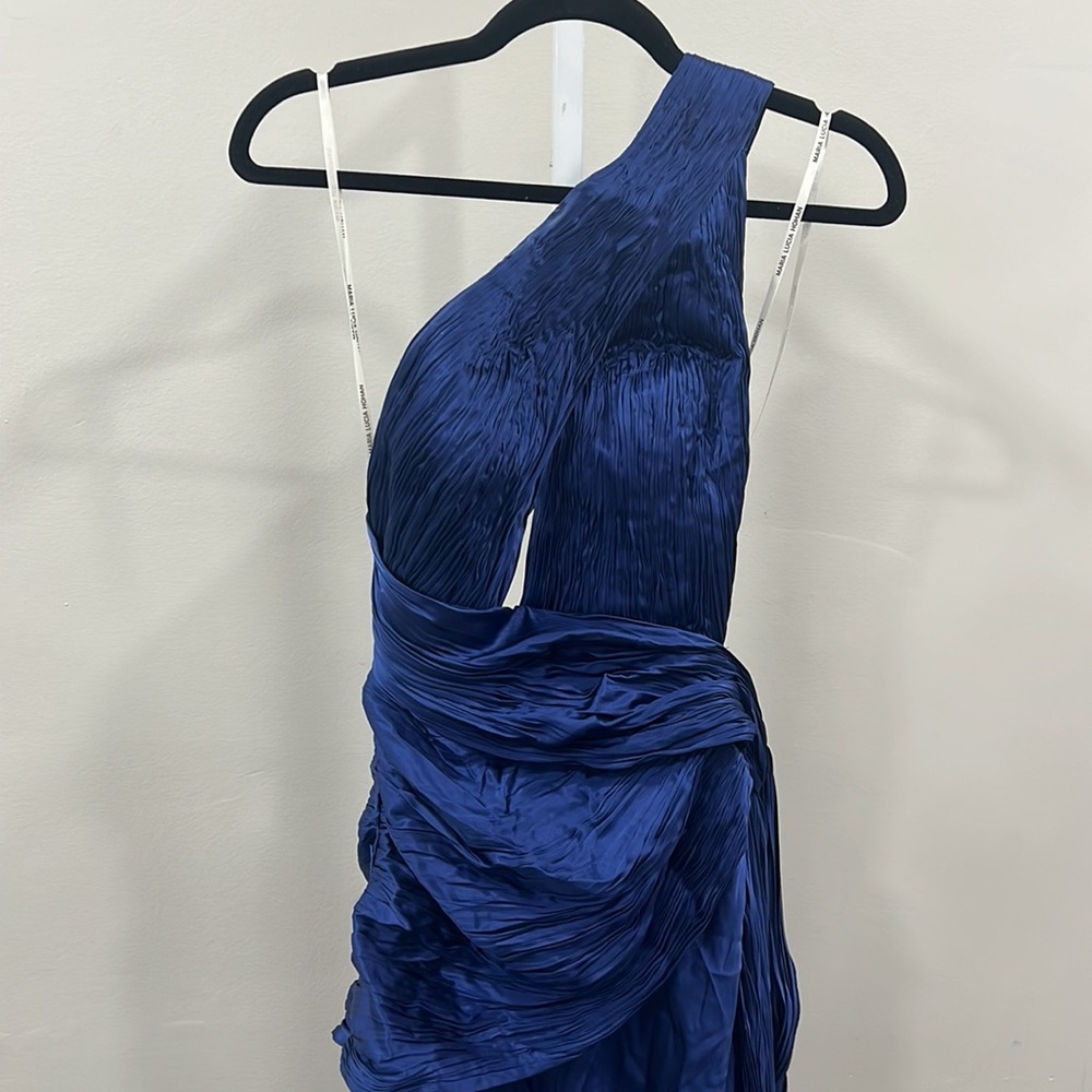 Maria Lucia Hohan Bliss Gown in Amparo - Picture 4 of 16